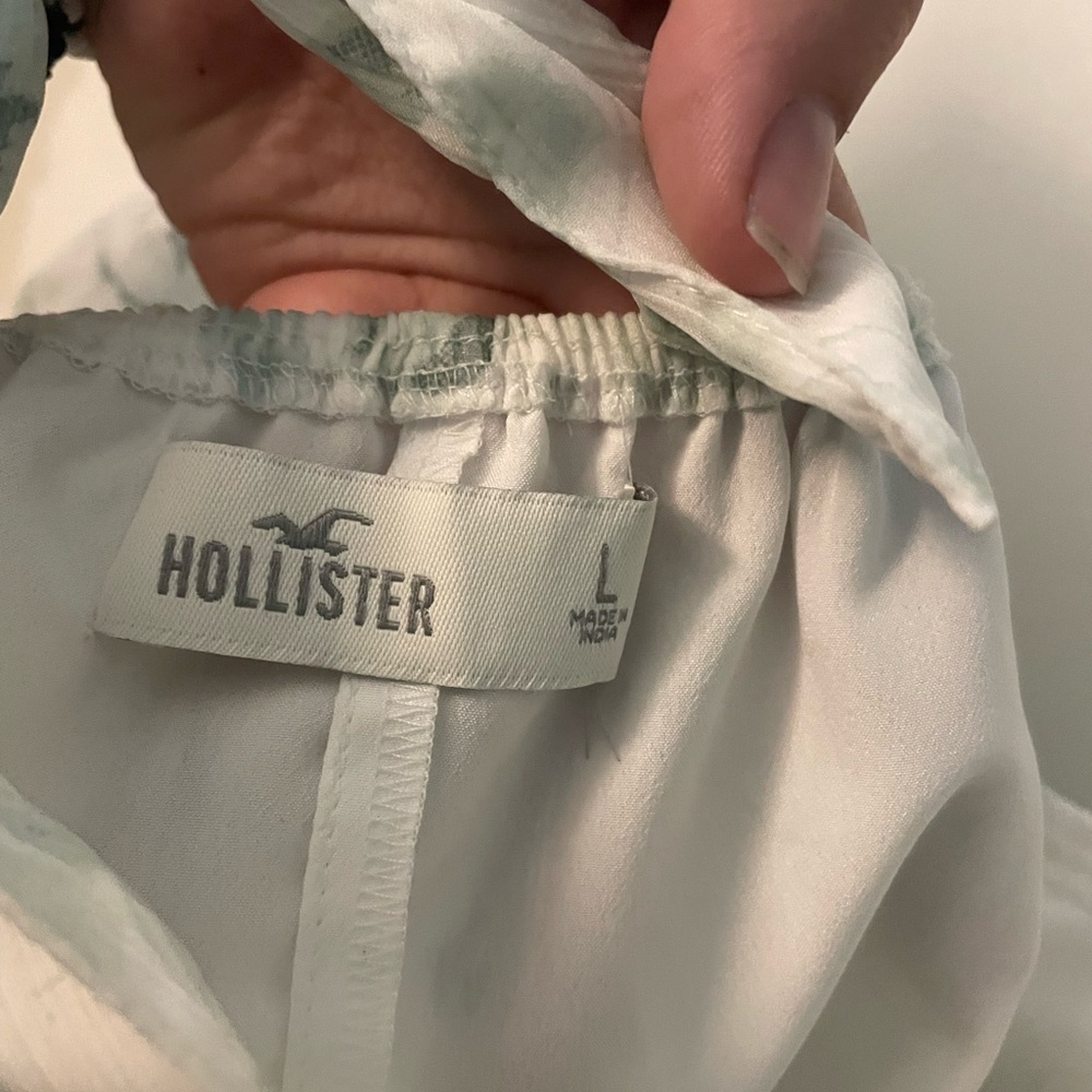 Floral Ruffle Strap Top - Picture 2 of 3